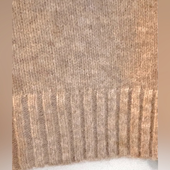 NWT, Natural Life Cropped Wool Blend Tank, Size Small - Picture 3 of 8